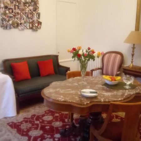 Chambre De Flore Bed and Breakfast Versailles Esterno foto