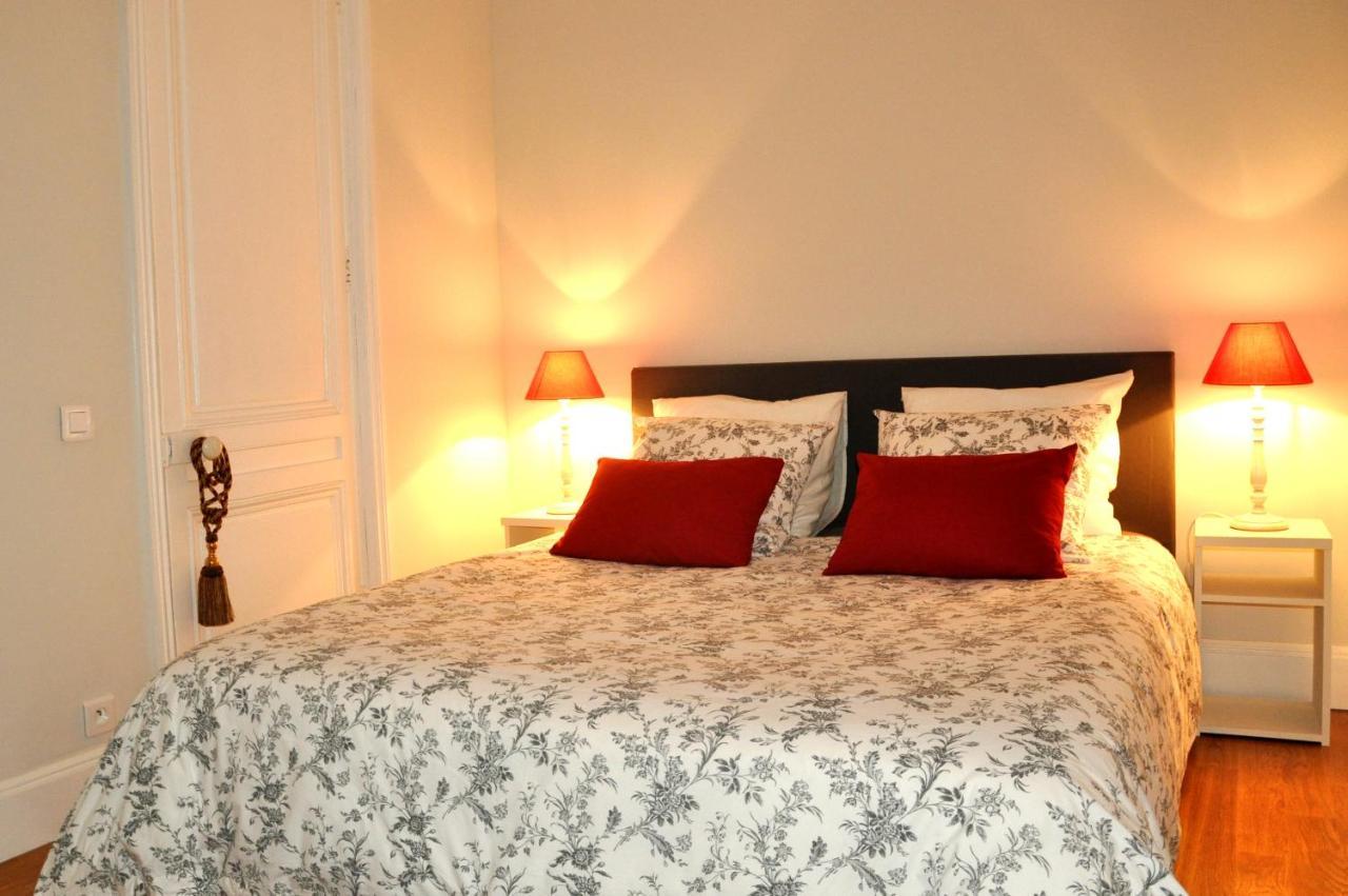 Chambre De Flore Bed and Breakfast Versailles Esterno foto